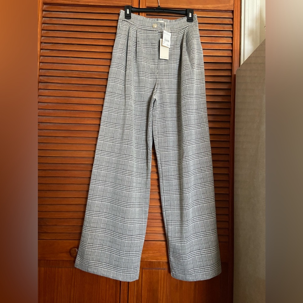 NWT checkered black and white wide leg trouser